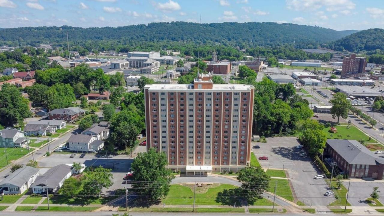 Cozy 1 Bedroom Apartment In Downtown Gadsden, Al Exterior foto
